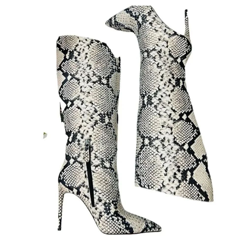 JLO Afern 2 Snakeskin Rhinestone Midcalf High Heel Boot Sz 8.5